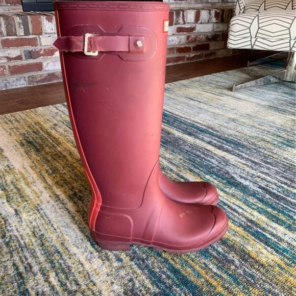 Hunter Rainboots | Burgundy w/ Pink Stripe | Size 9 - Picture 2 of 4